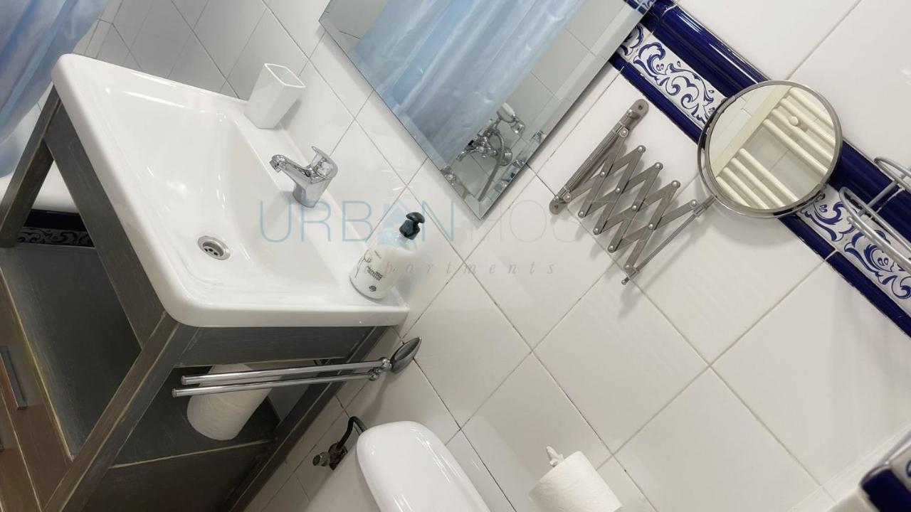 Vivienda Turistica Con Encanto Centrico, Wifi Y Patio Билбао Екстериор снимка